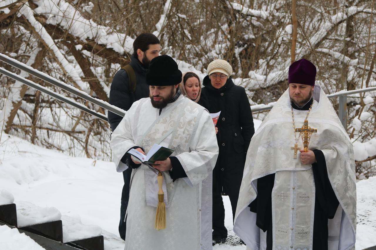 В Брянске освятили родник «Белый колодец» | 17.01.2019 | Брянск - БезФормата