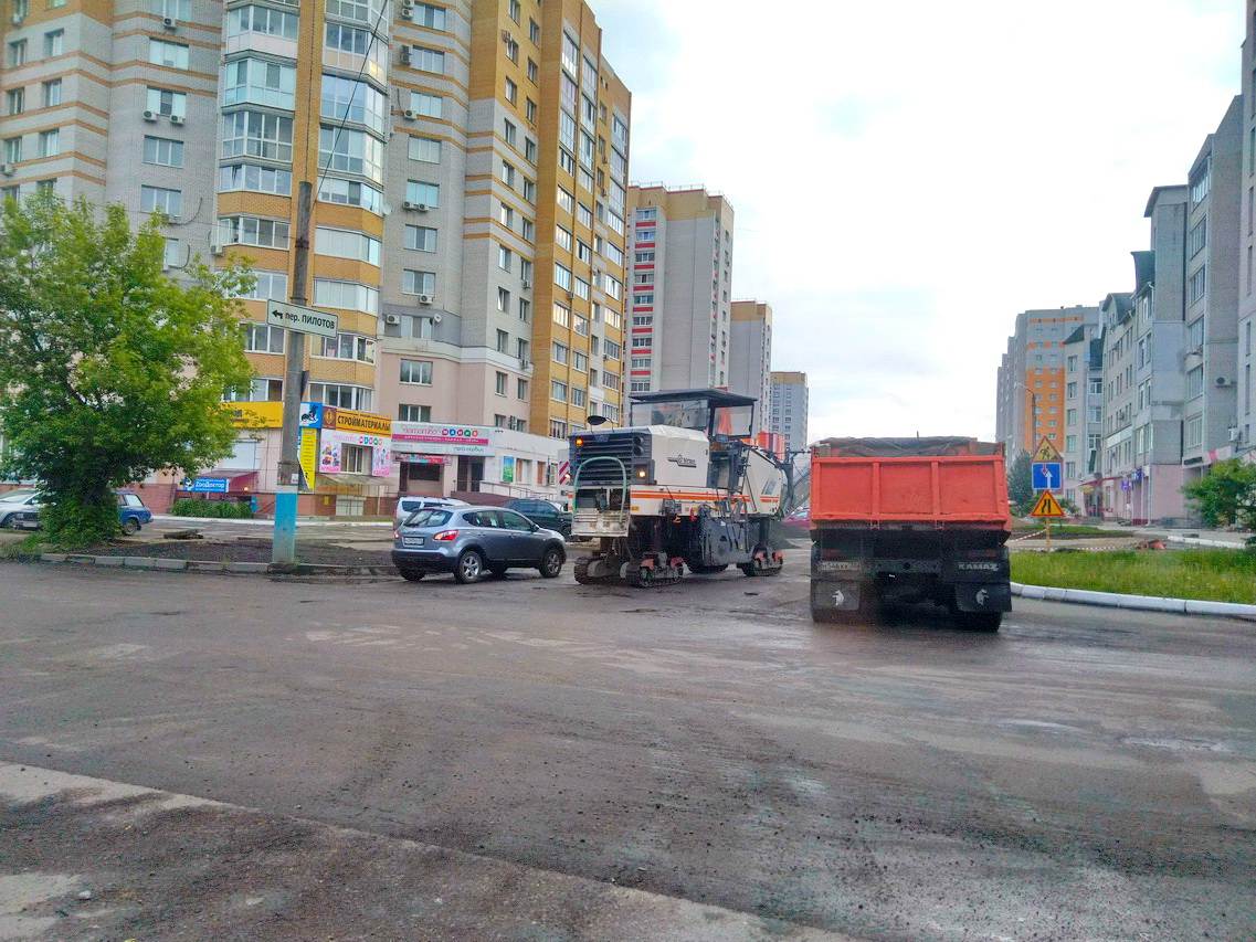 Капремонт брянских дорог продолжается и в выходные | 27.05.2019 | Брянск -  БезФормата