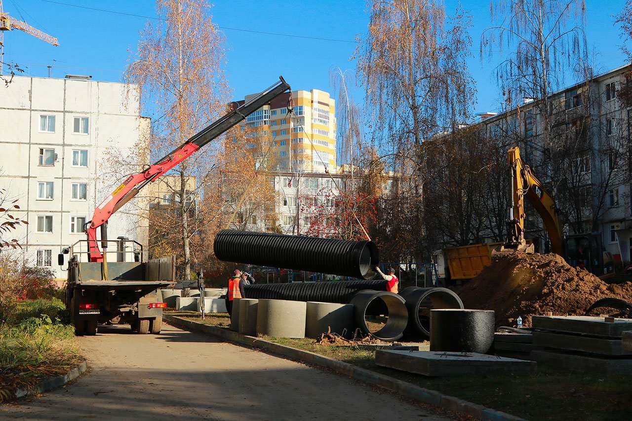 Ливневая канализация по переулку Пилотов готова на 85% | 24.10.2019 |  Брянск - БезФормата