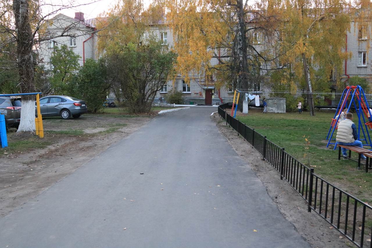 Гараж в фокинском районе. 2 Аллея 1 Брянск. Антошин Брянск Фокинский район. 2 Аллея 19а Брянск. Городская администрация Брянск Фокинский район.