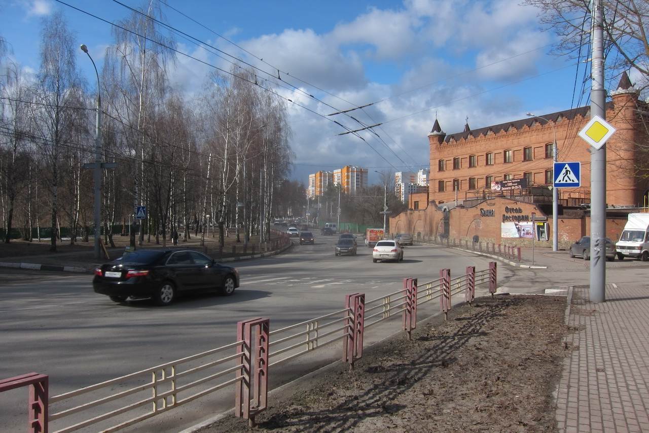 Брянская улица. Улица Дуки Брянск. Улица Дуки Брянск фото. МПСИ улица Дуки. Брянск ул Центральная 1в.