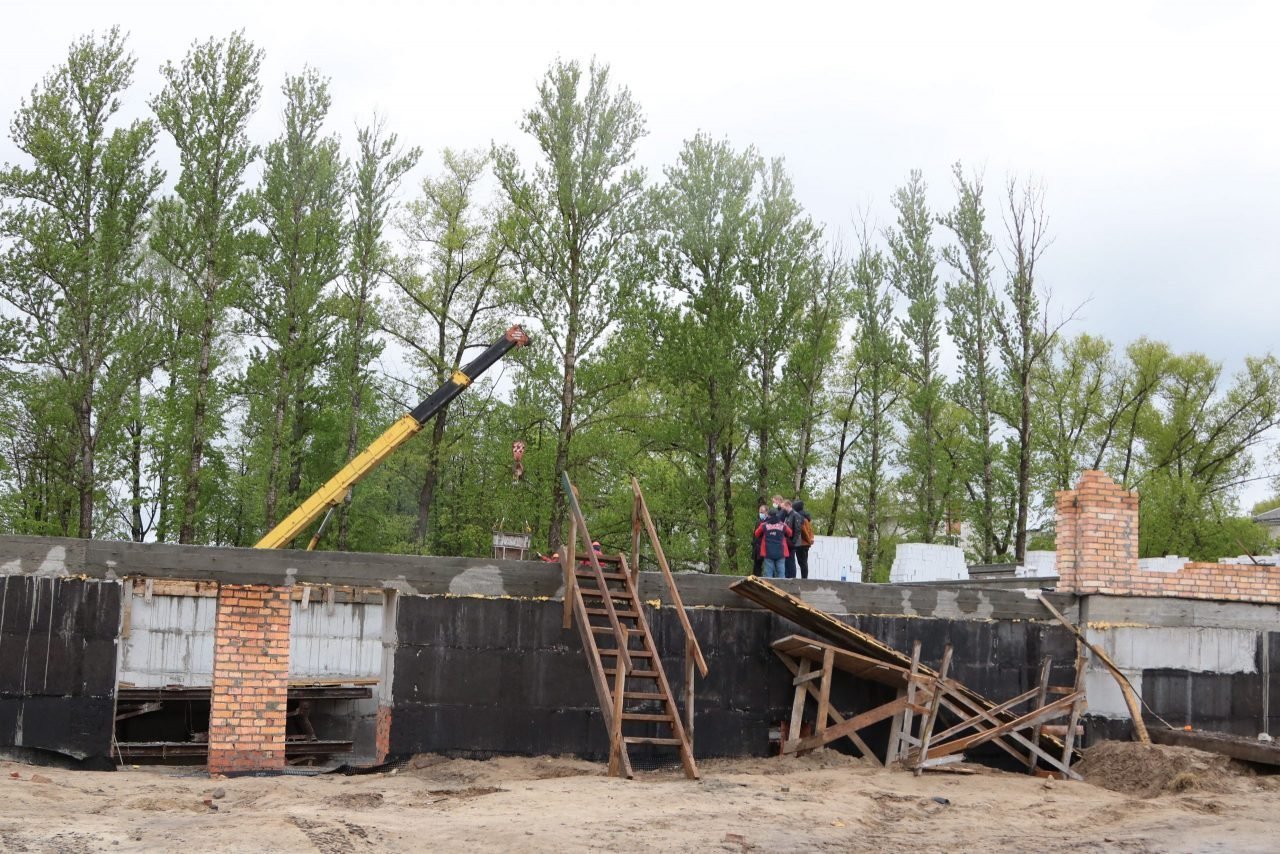 Брянск нахимова. Брянск Бежица район застройка на месте детского пляжа.