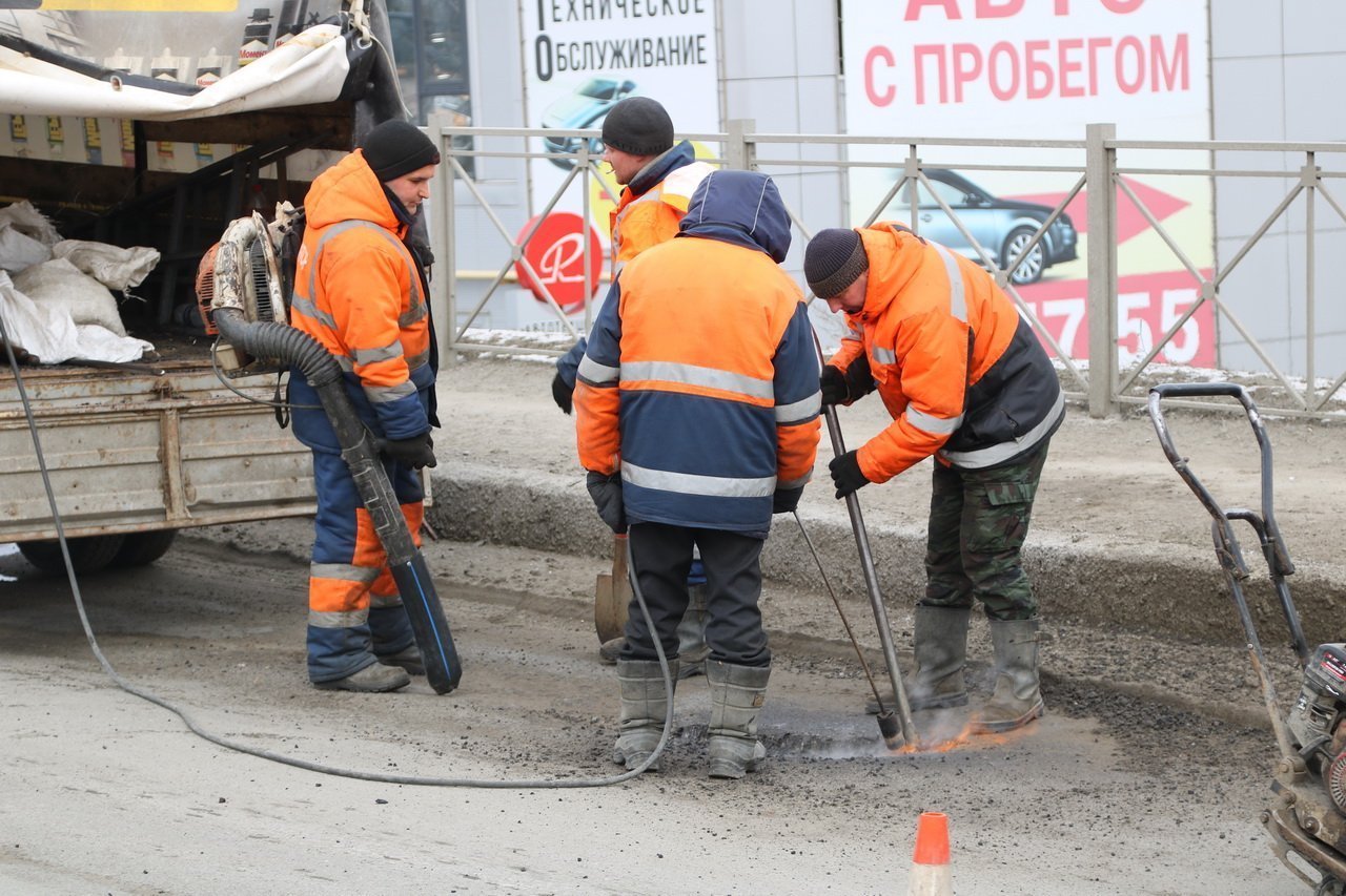 В Брянске увеличены площади точечного ремонта дорог - Брянская городская  администрация