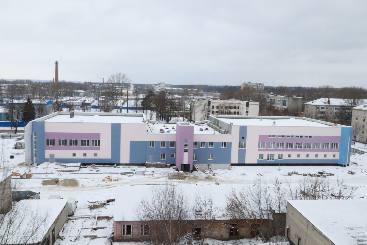 Брянск нахимова. ФОК Бежица бассейн Брянск. Бассейн в Бежицком районе Брянска. Бассейн Бежица Брянск ул Нахимова. Физкультурно-оздоровительный комплекс Бежица Брянск.