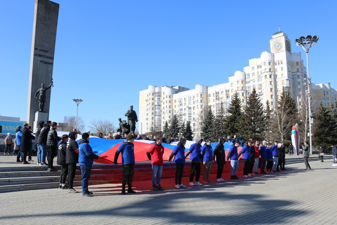 брянск площадь партизан дом