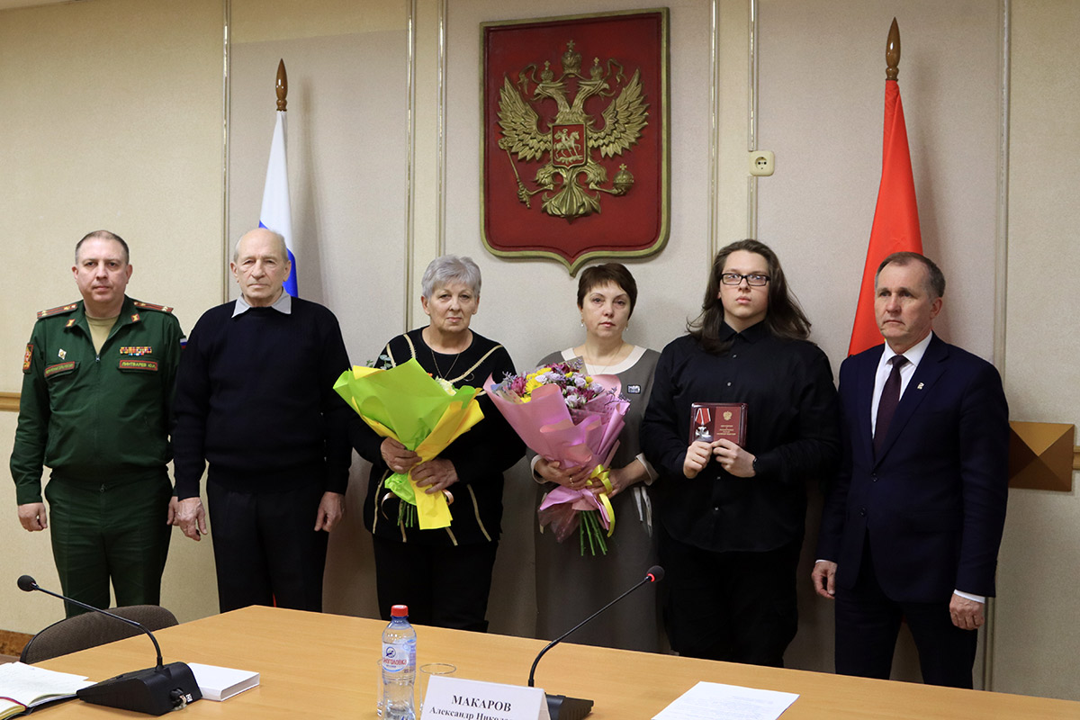 Евгений Стельмах : «Все в семье были военными. Почему я не должен служить  Родине?» | 03.03.2023 | Брянск - БезФормата