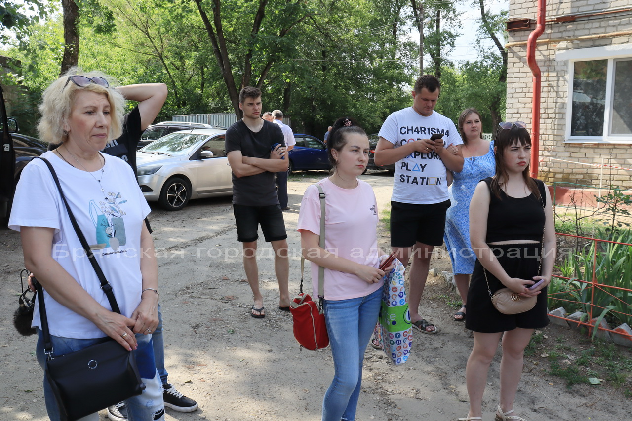 В Брянске все жильцы поврежденного взрывом дома получат компенсацию |  23.06.2023 | Брянск - БезФормата