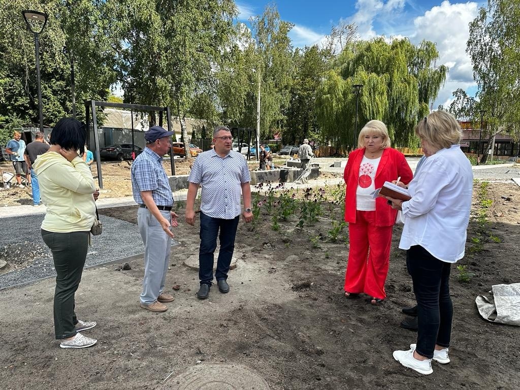 Завершается ремонт сквера имени А.С. Пушкина - Брянская городская  администрация