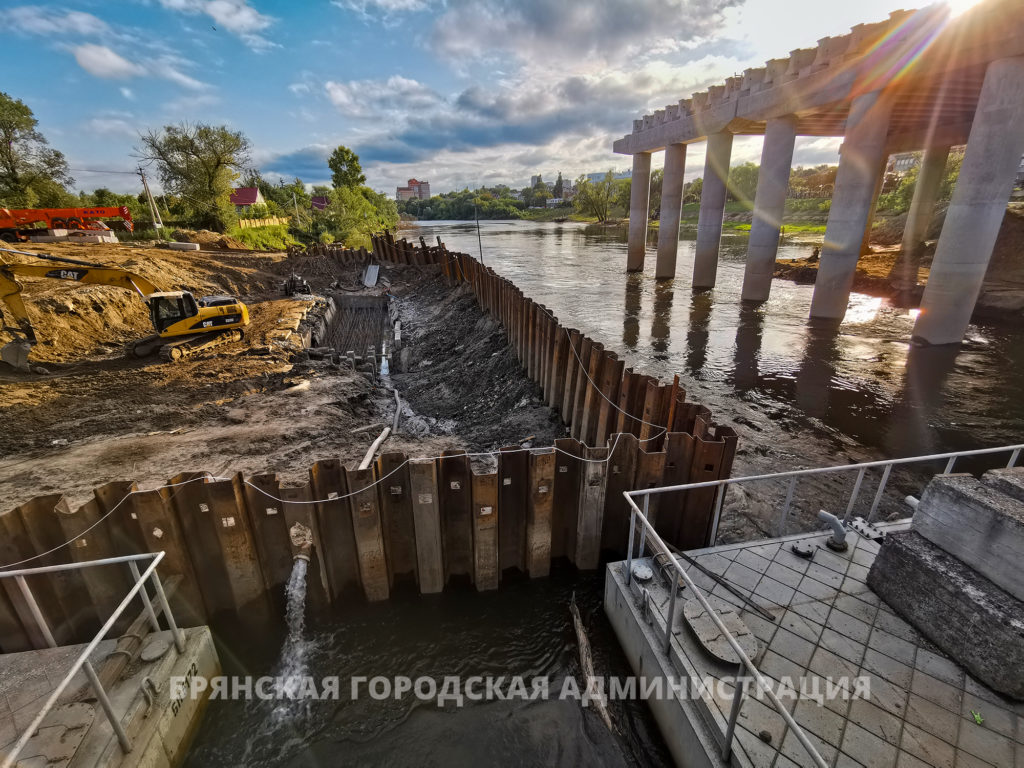 В Брянске завершается строительство последней шестой опоры Славянского  моста - Брянская городская администрация