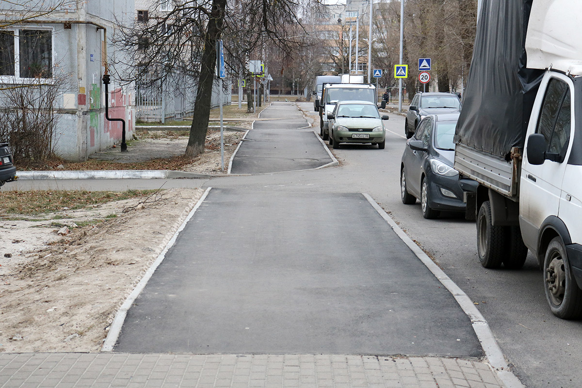 В Брянске завершился капремонт улицы Воровского — Брянская городская  администрация