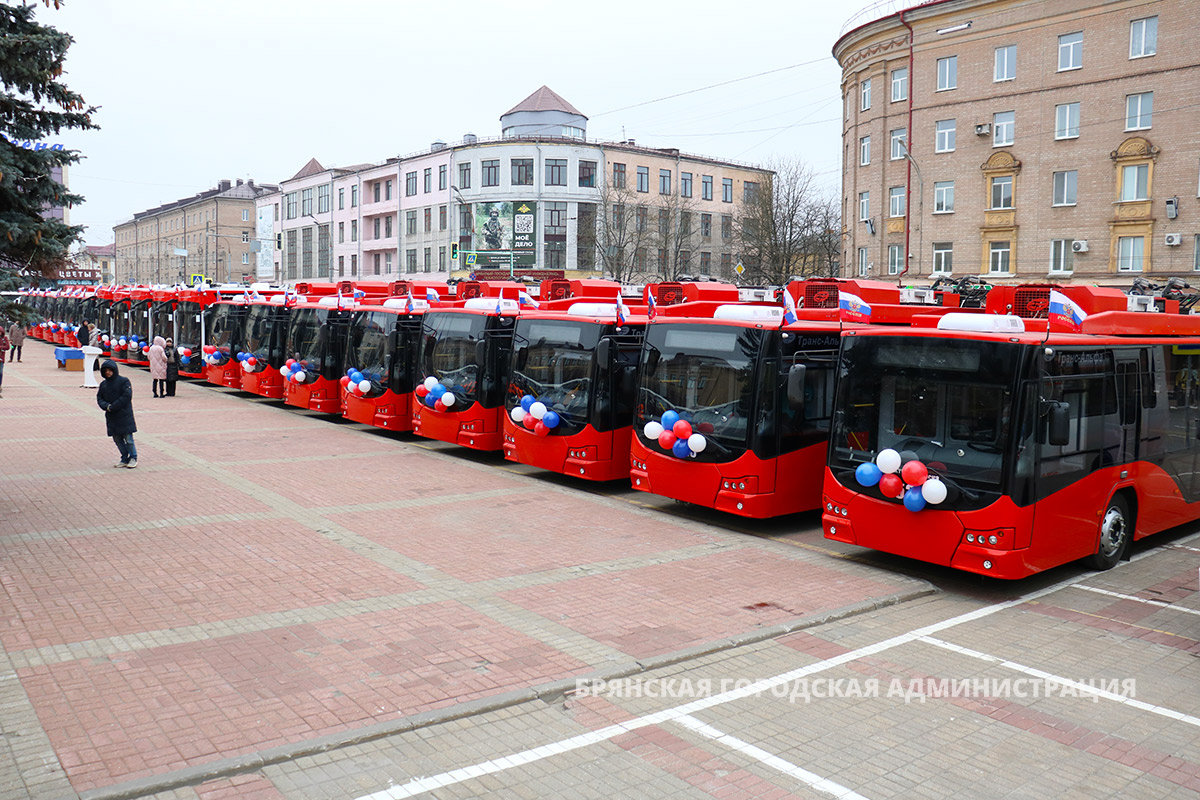 В День работника транспорта Брянск получил новые троллейбусы - Брянская  городская администрация