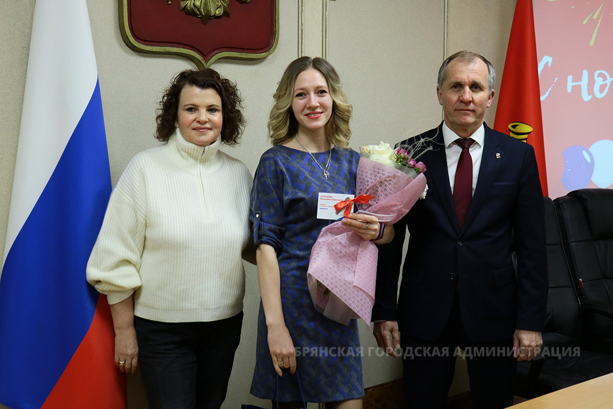 Марина Фомичева: «Сегодня мы получили ключи от новой жизни!» | 29.12.2023 |  Брянск - БезФормата