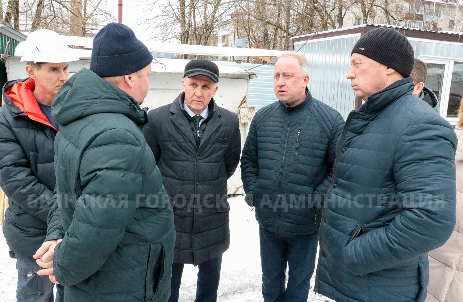 В школе искусств №10 ждут марш. Марш-бросок подрядчика - Брянская городская  администрация