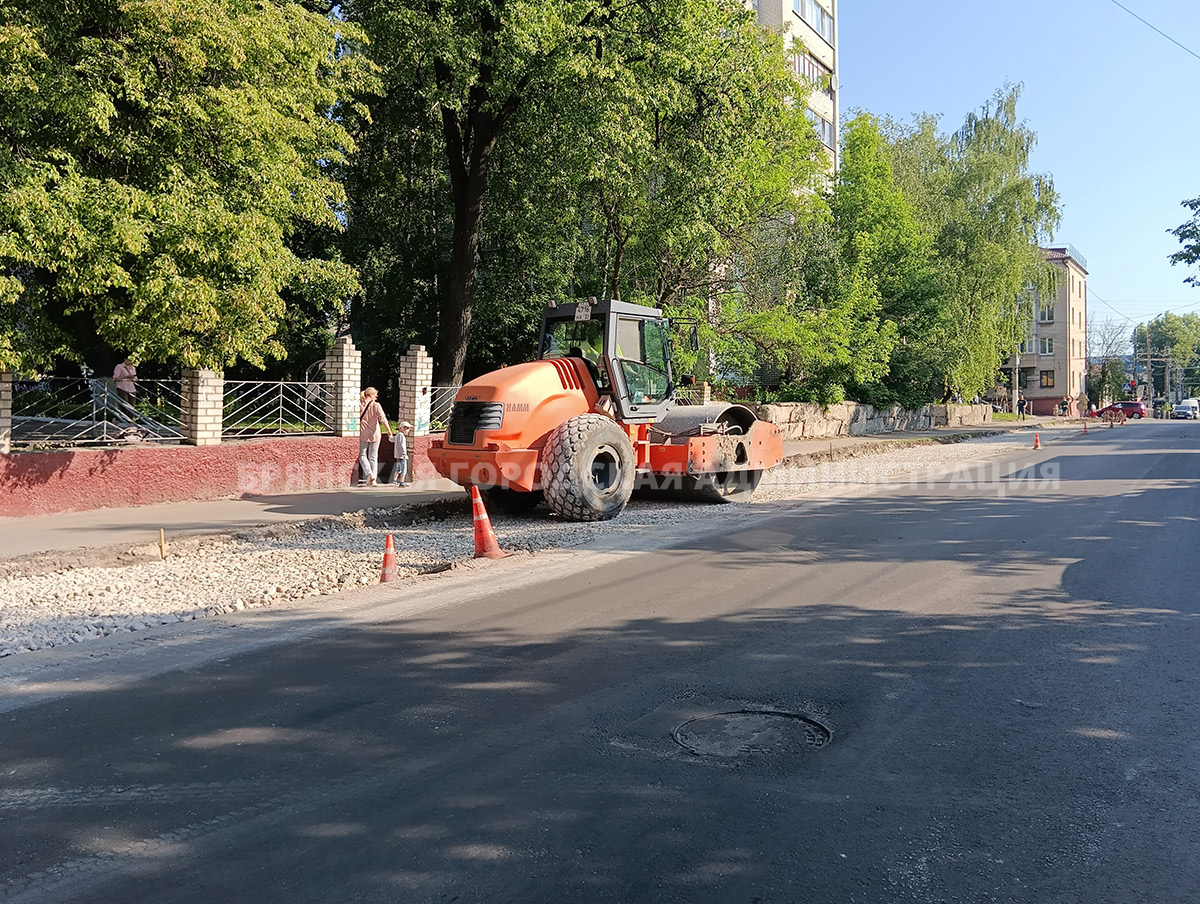 На улице Урицкого добавят одну полосу для движения | 29.05.2024 | Брянск -  БезФормата