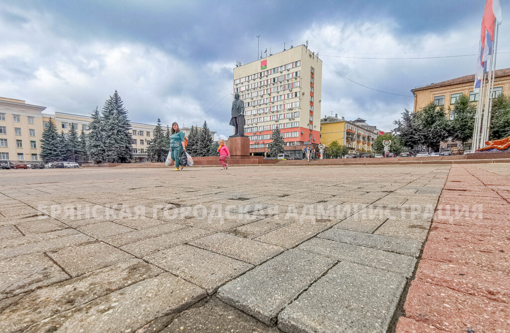 В Брянске осенью начнётся ремонт площади Ленина